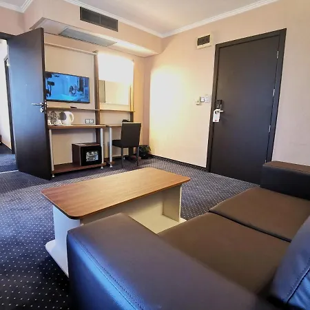 Elate Plaza 3* Софія